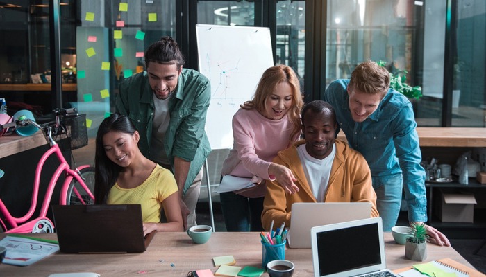 Team collaborating in a lean startup